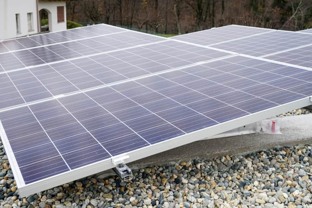 can-solar-panels-be-installed-flat